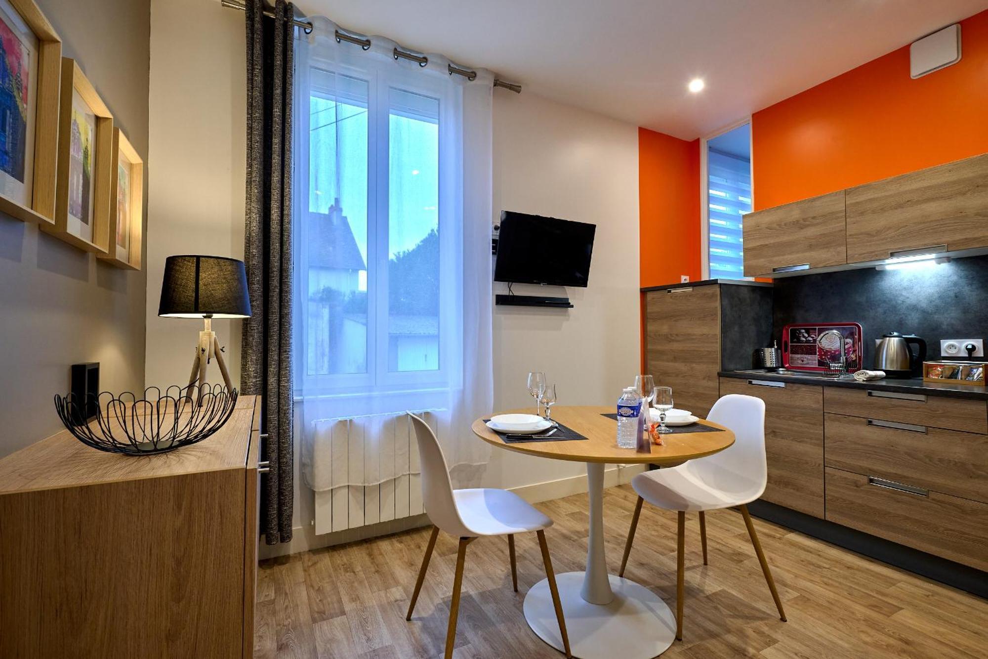 Le Faidherbe Style Appart' Hotel - Wifi Gratuit - Parking Gratuit Calme Et Lumineux Nevers Ngoại thất bức ảnh