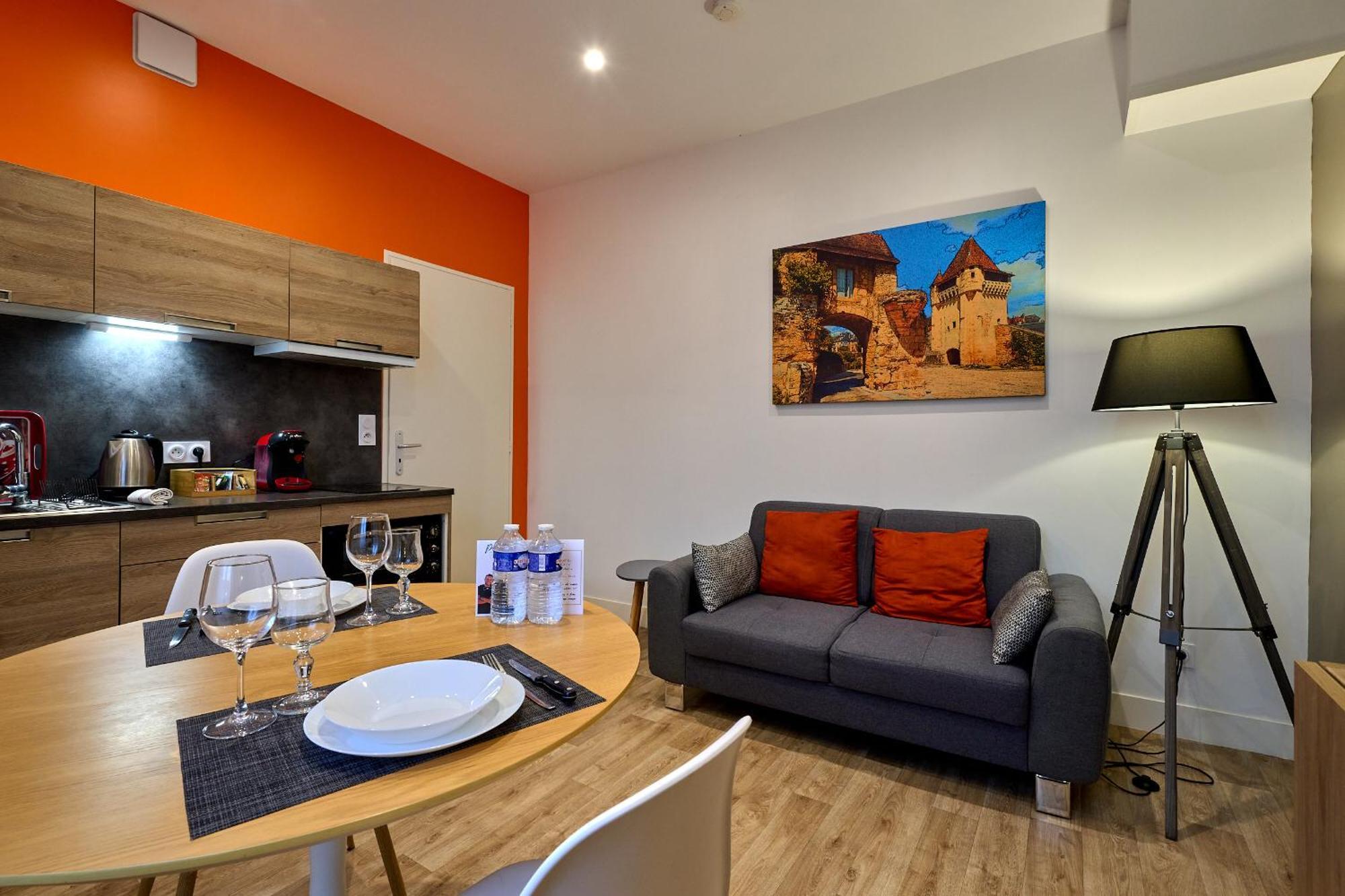 Le Faidherbe Style Appart' Hotel - Wifi Gratuit - Parking Gratuit Calme Et Lumineux Nevers Ngoại thất bức ảnh